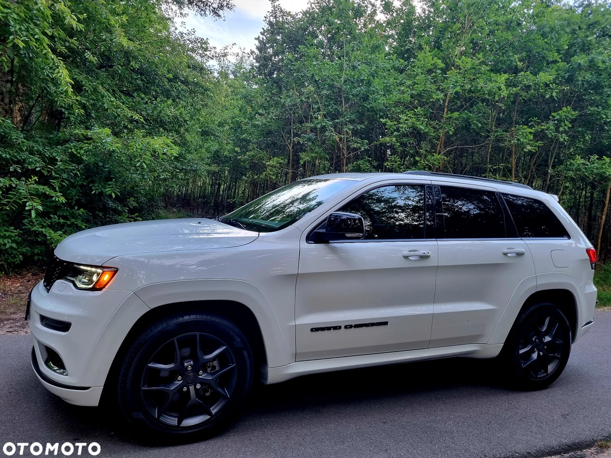 Jeep Grand Cherokee - 13