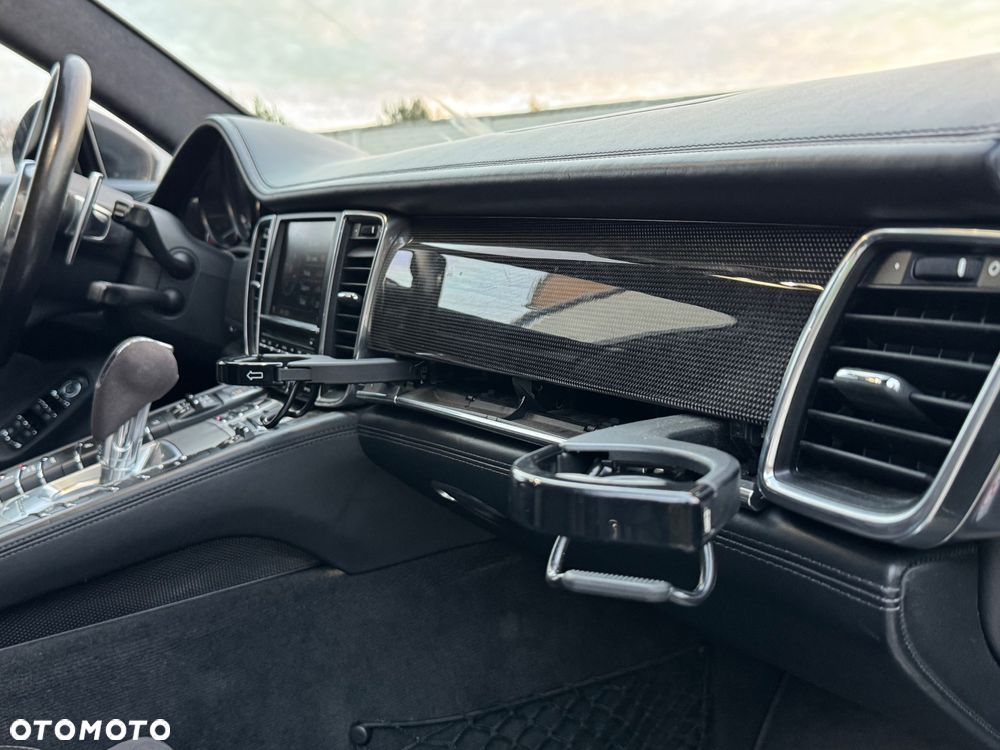 Porsche Panamera 4S PDK - 15