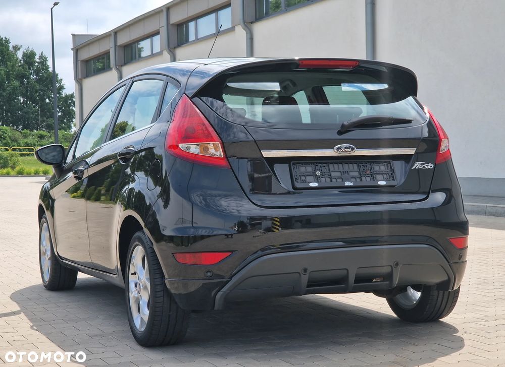Ford Fiesta 1.25 Titanium - 13