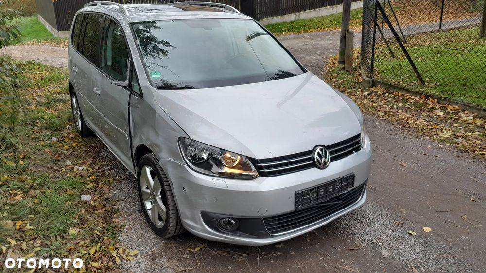 Volkswagen Touran - 24