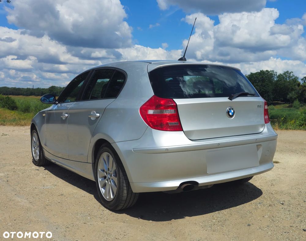 BMW Seria 1 - 2