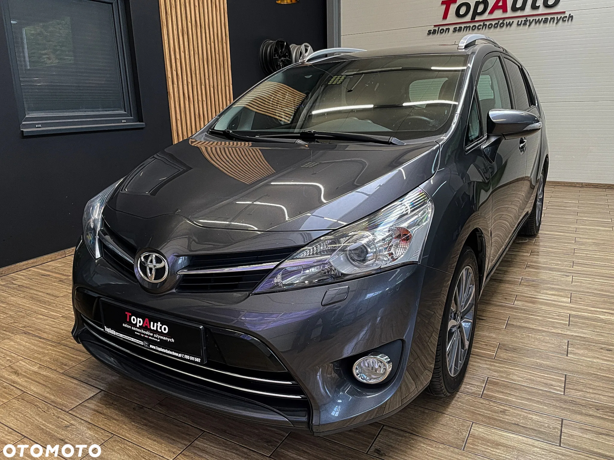 Toyota Verso 1.8 Premium 7os EU6 - 14