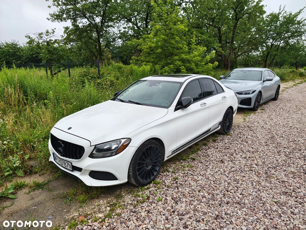 Mercedes-Benz Klasa C 300 9G-TRONIC - 1