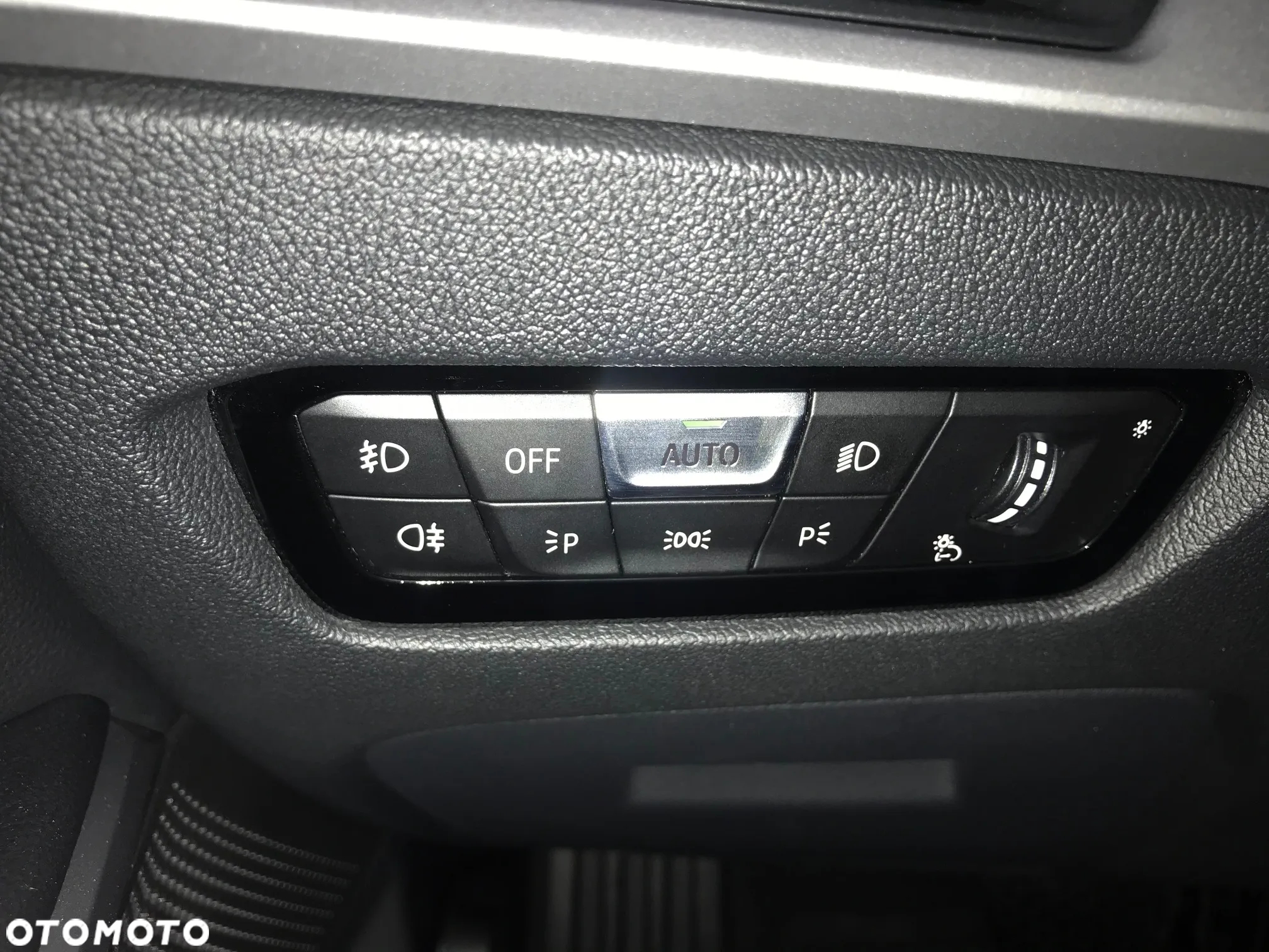 BMW Seria 3 320d Luxury Line - 19