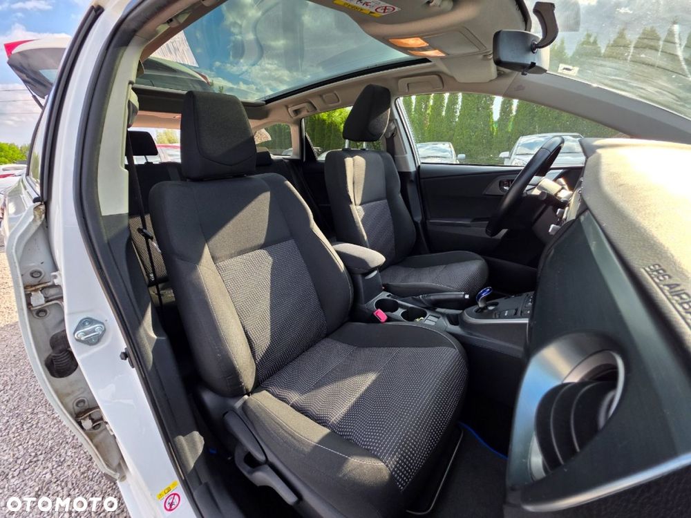 Toyota Auris - 18