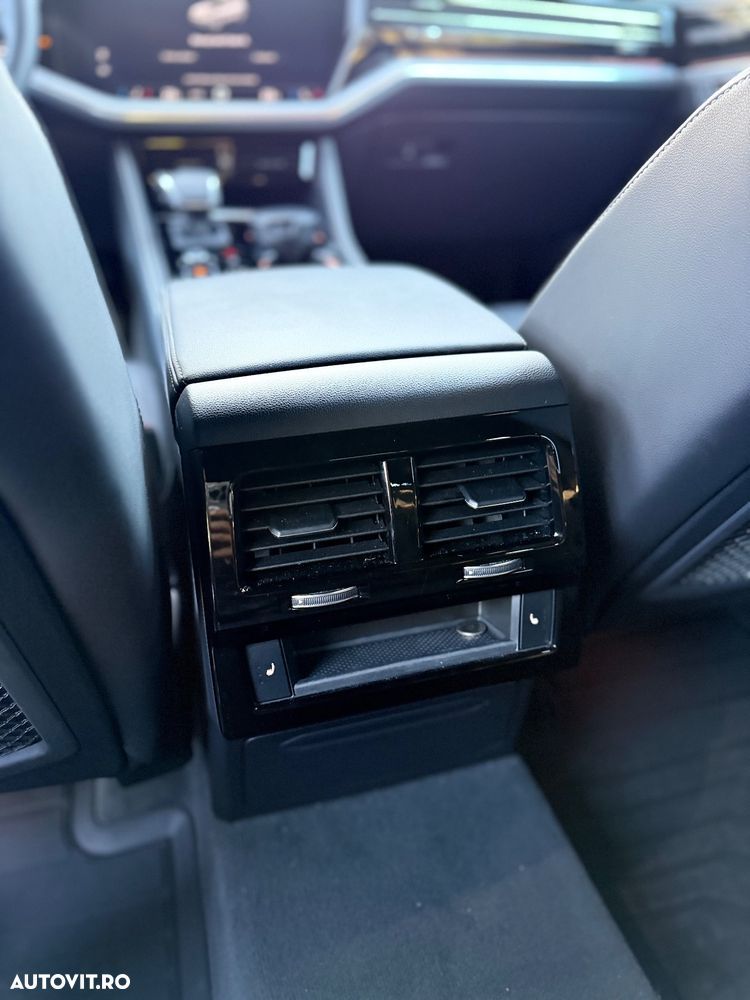 Volkswagen Touareg V6 TDI 4MOTION Elegance - 16