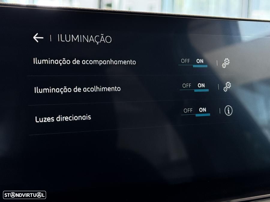 Citroën C4 X 1.2 PureTech Max EAT8 - 25