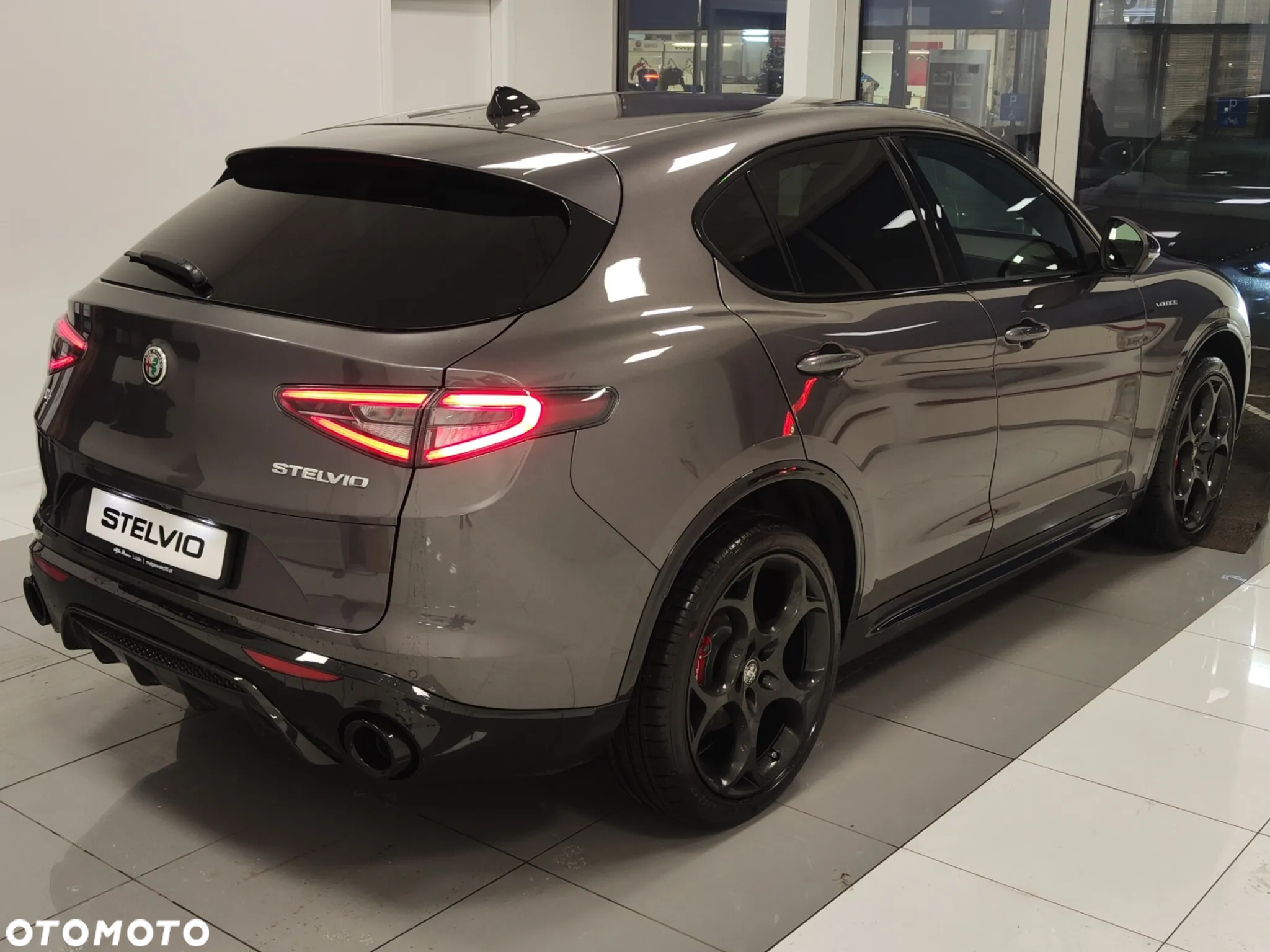 Alfa Romeo Stelvio 2.0 Turbo Veloce Q4 - 6