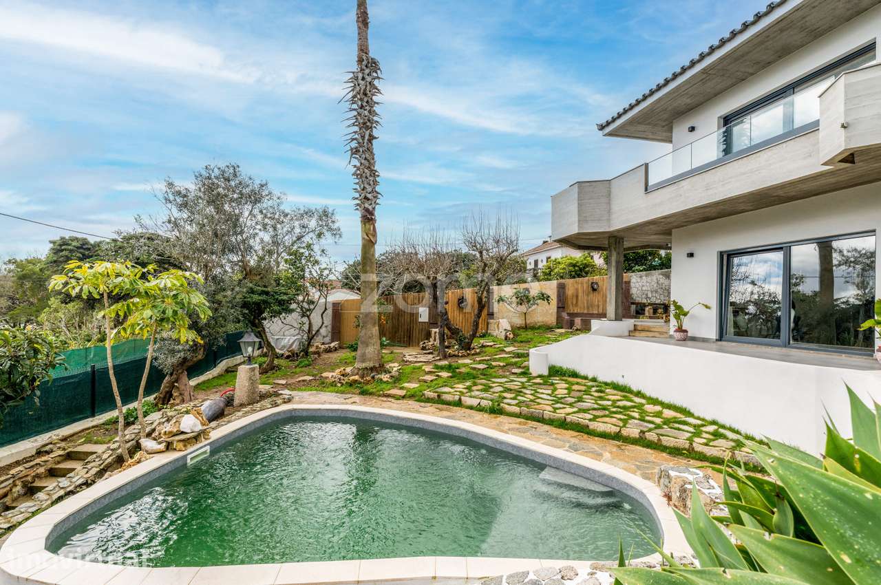 Moradia T4 com Piscina, Vista Serra e Total Privacidade – Sintra