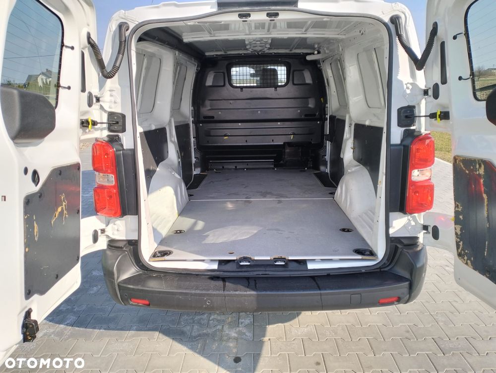 Toyota PROACE - 10