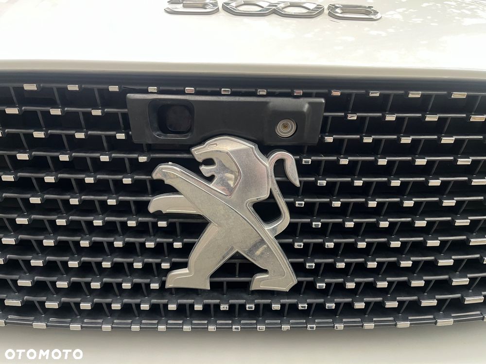 Peugeot 3008 1.6 PureTech HYbrid4 GT Line S&S EAT8 - 35