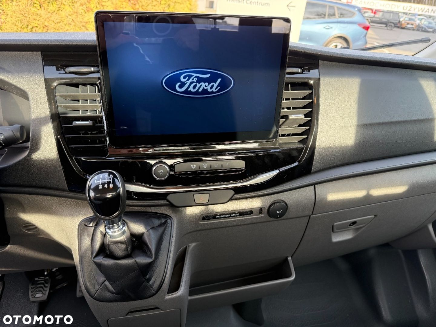 Ford Transit - 18