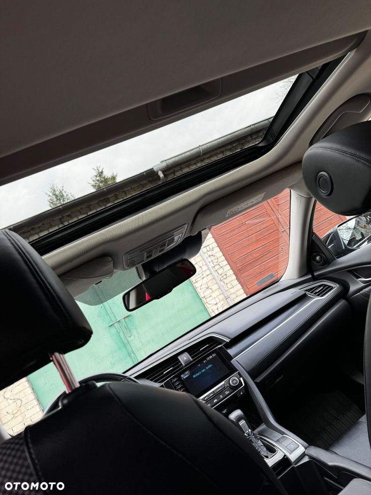 Honda Civic 1.5 T Executive CVT - 29