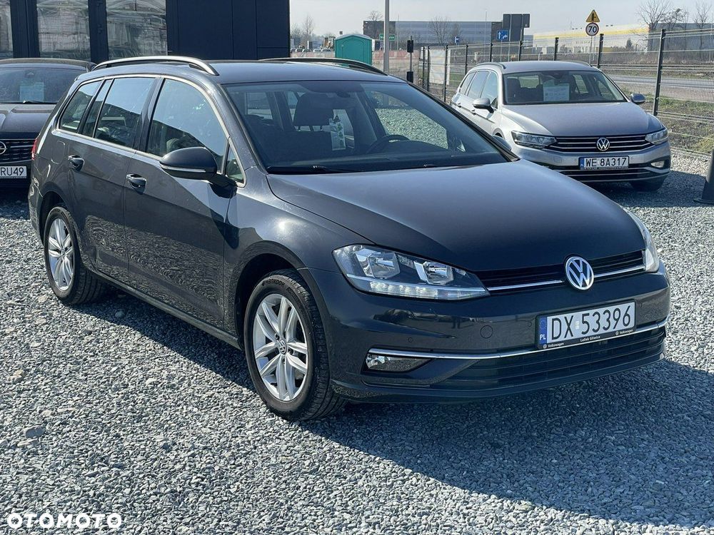 Volkswagen Golf - 3