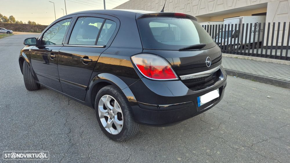 Opel Astra 1.7 CDTI Cosmo M5 - 3