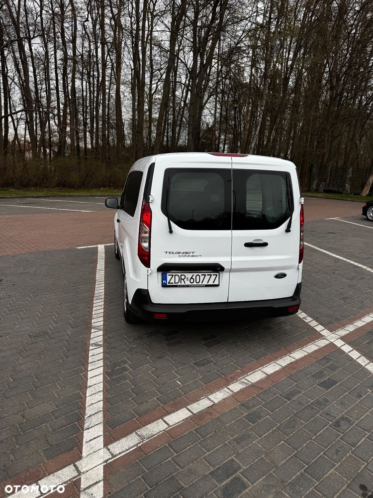 Ford Transit Connect - 4