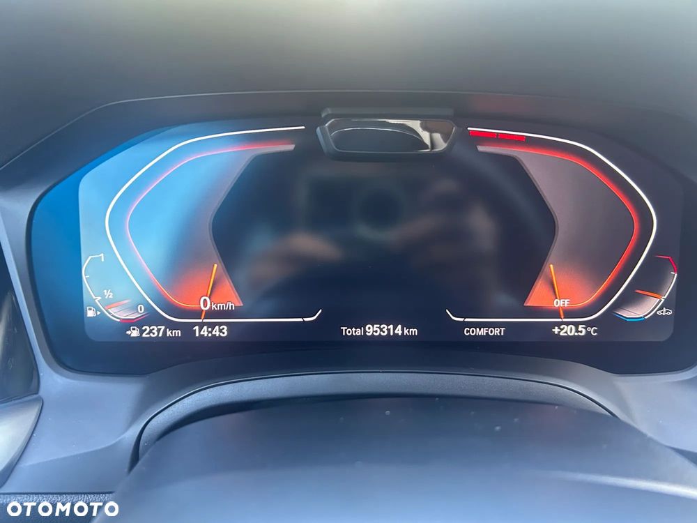 BMW Seria 3 330i xDrive M Sport sport - 22