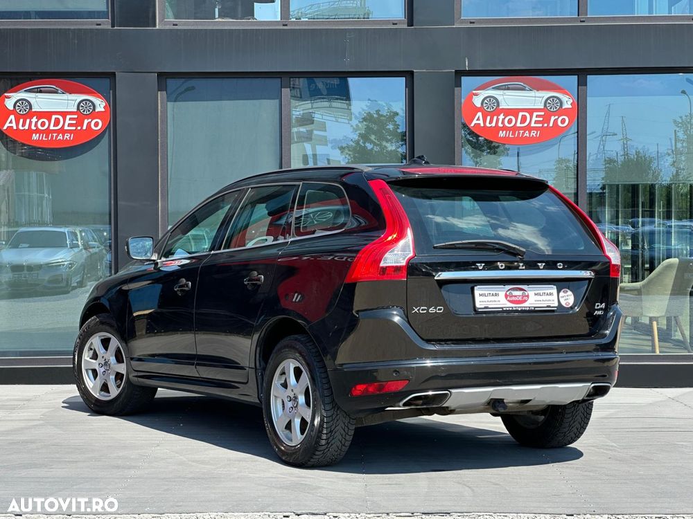 VOLVO XC60 2015 — imagine 4