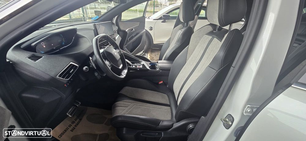 Peugeot 3008 1.6 Hybrid GT e-EAT8 - 17