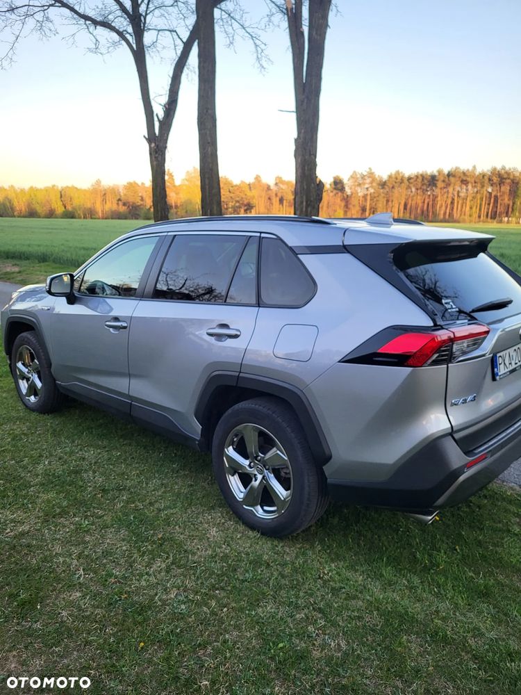 Toyota RAV4 - 8