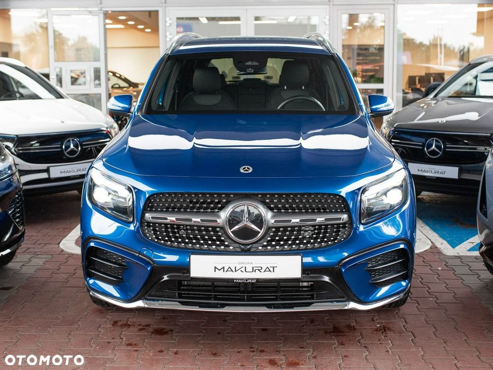 Mercedes-Benz GLB - 8