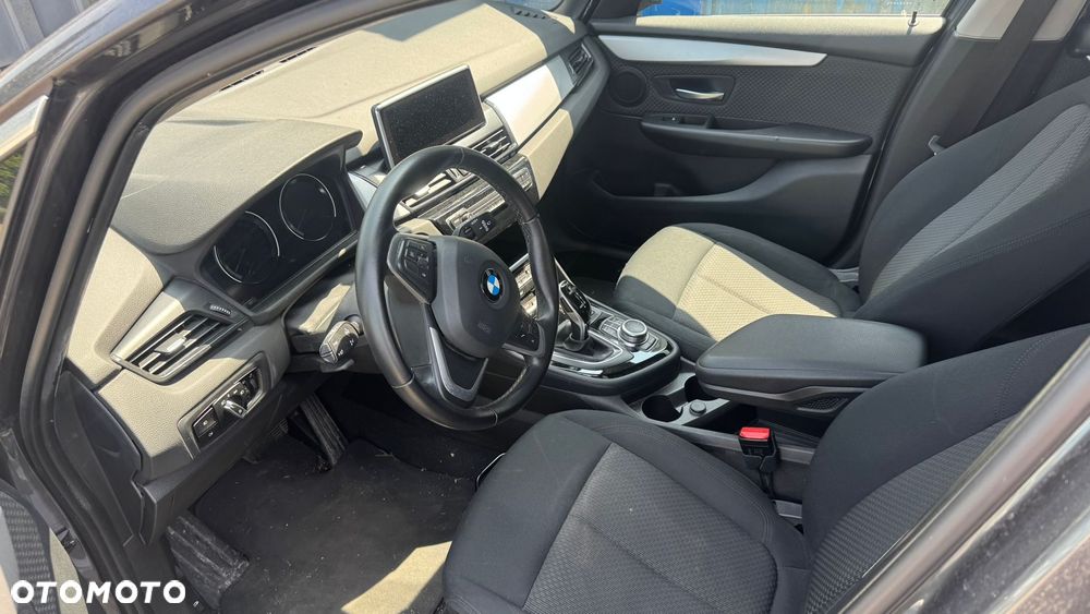 BMW Seria 2 220d Advantage - 11