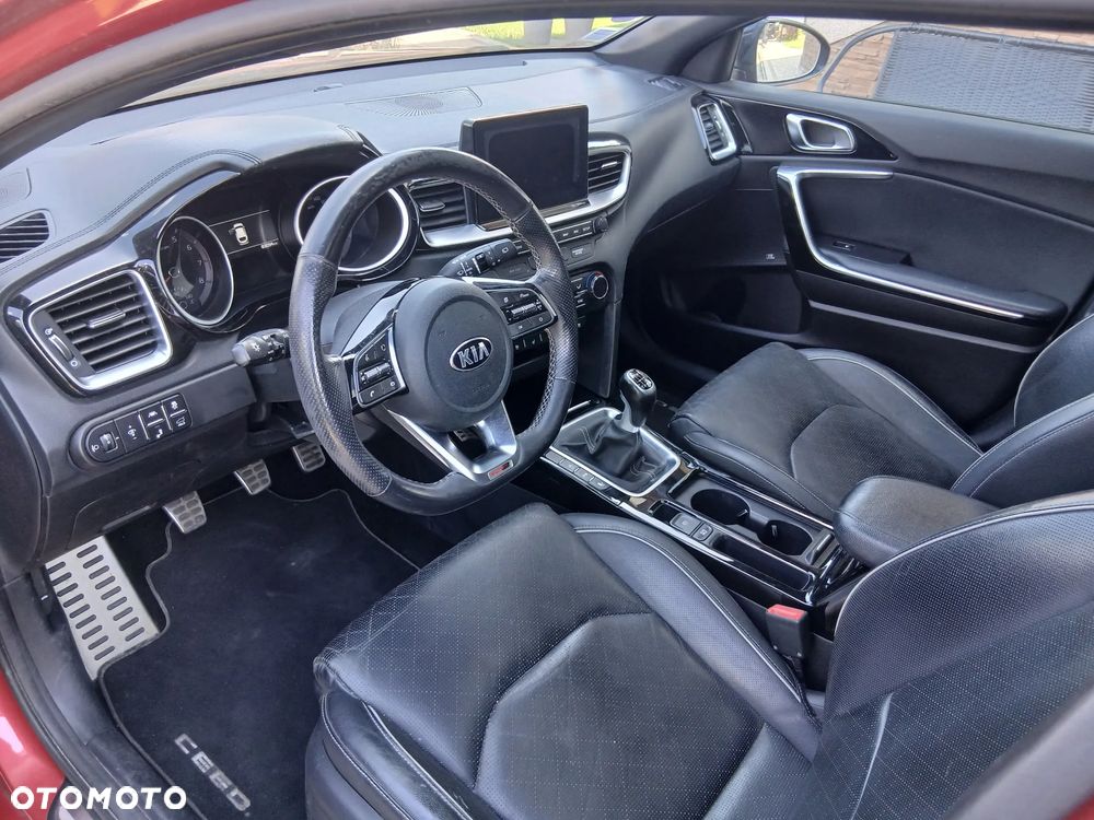 Kia ProCeed 1.4 T-GDI GT Line - 8