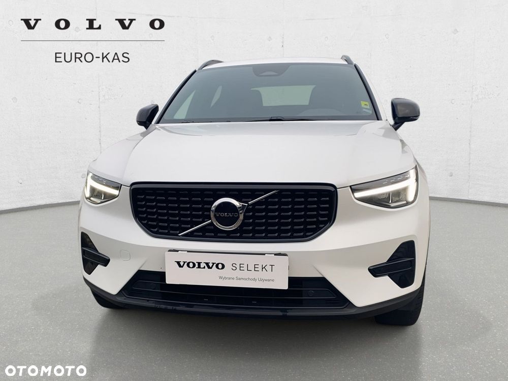 Volvo XC 40 - 3