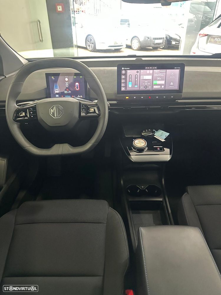 MG MG4 Luxury 49 kWh - 9