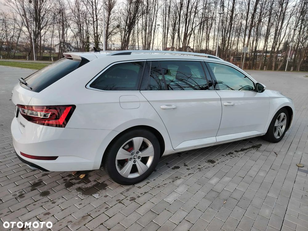 Skoda Superb 2.0 TDI Active DSG7 - 6