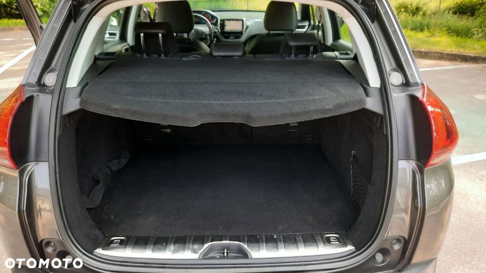 Peugeot 2008 1.6 BlueHDi Allure - 18