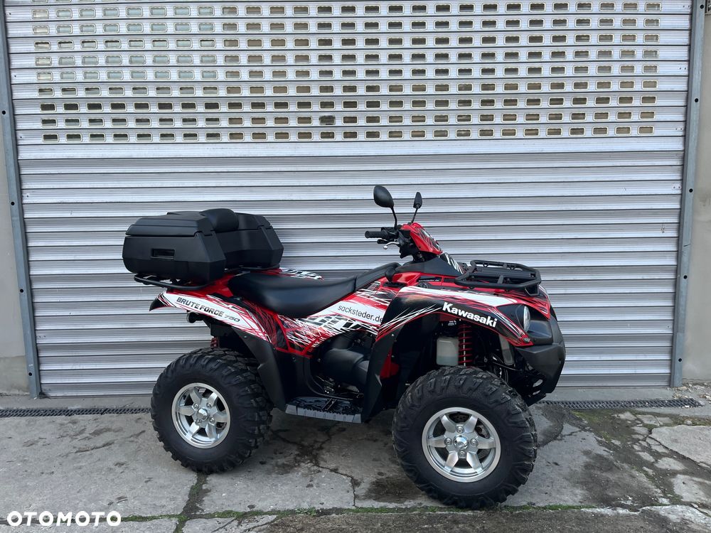 Kawasaki Brute Force - 32