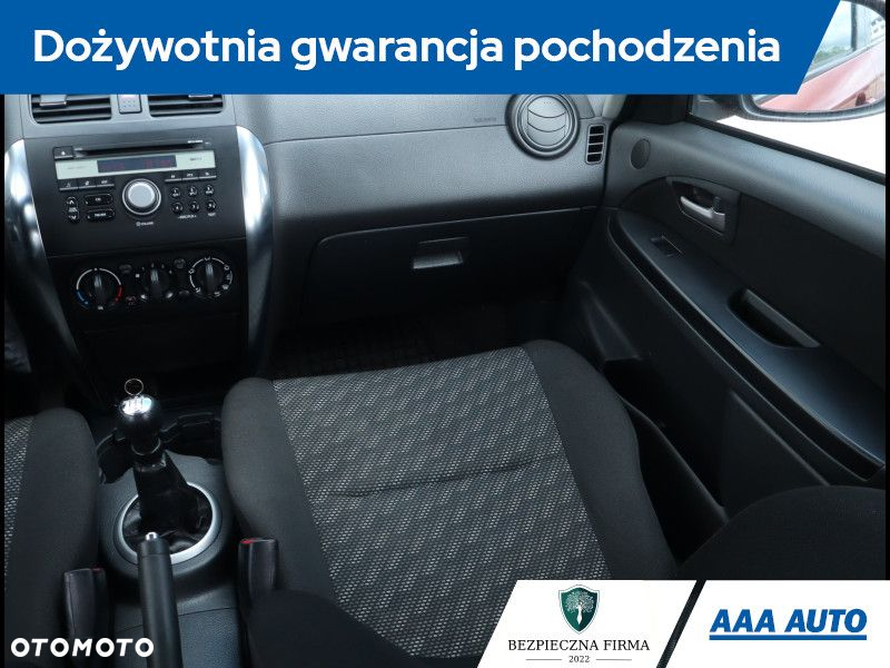 Suzuki SX4 - 9