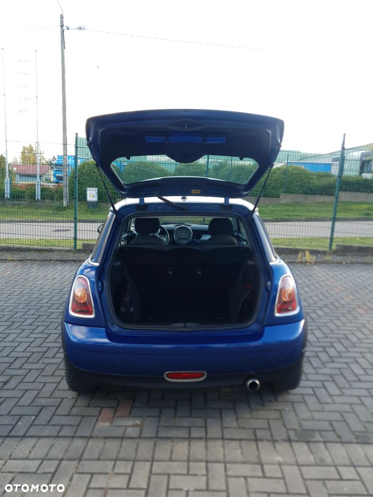MINI Cooper Standard - 14