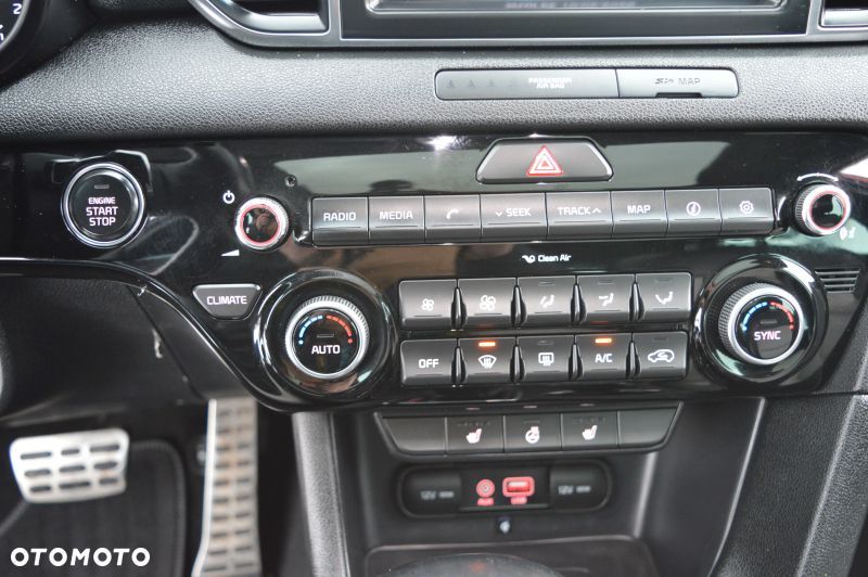 Kia Sportage 1.6 T-GDI AWD GT Line - 32