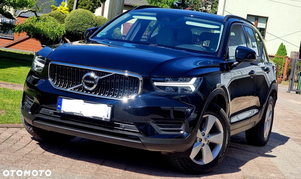 Volvo XC 40 T3 Momentum - 1