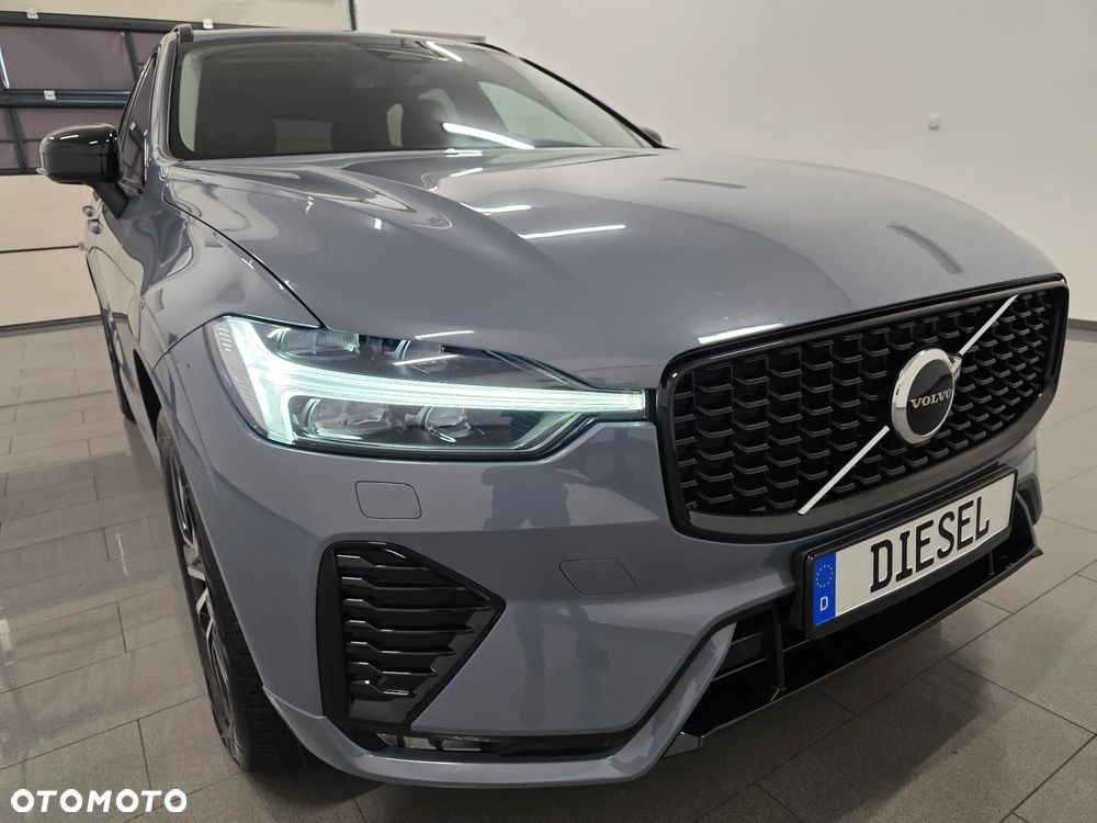 Volvo XC 60 B4 D AWD Plus Dark - 30