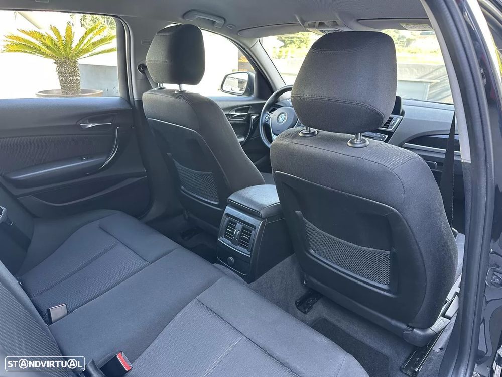 BMW 116 d Sport Line - 48