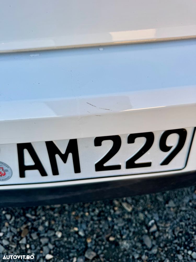 BMW Seria 1 118i Edition M Sport Shadow - 7