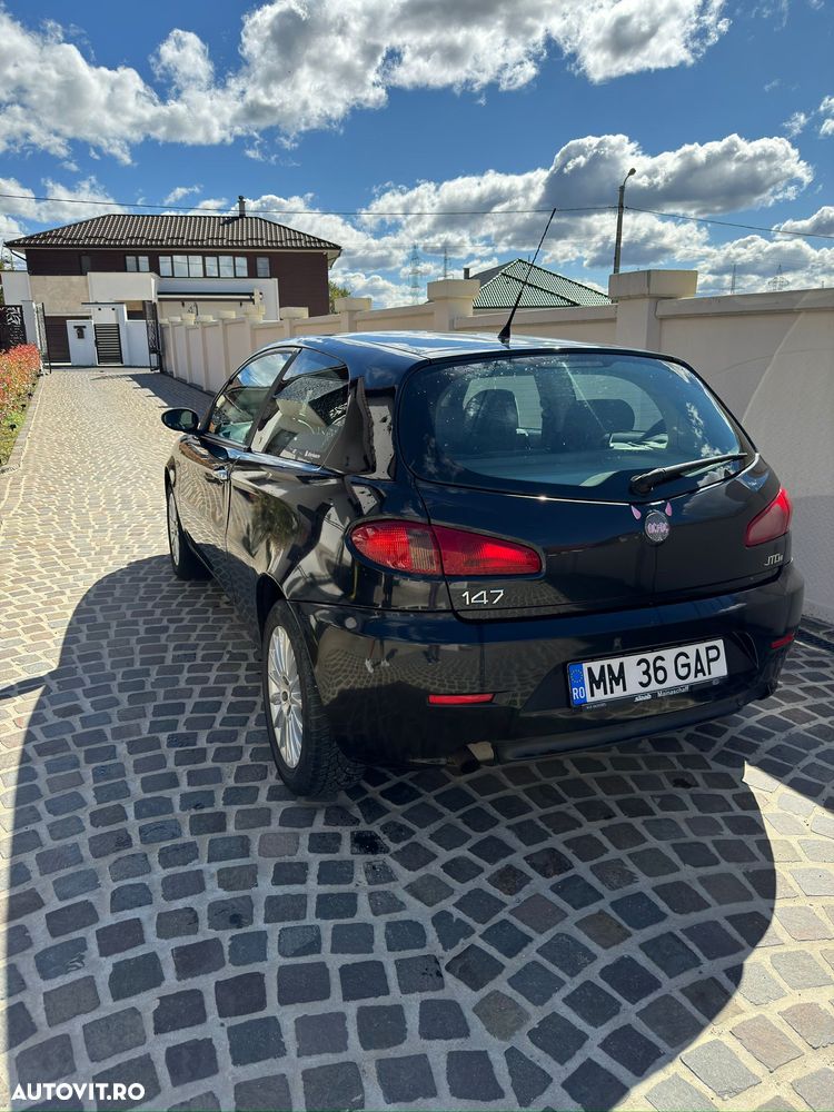 Alfa Romeo 147 1.9 JTDM 8V - 14