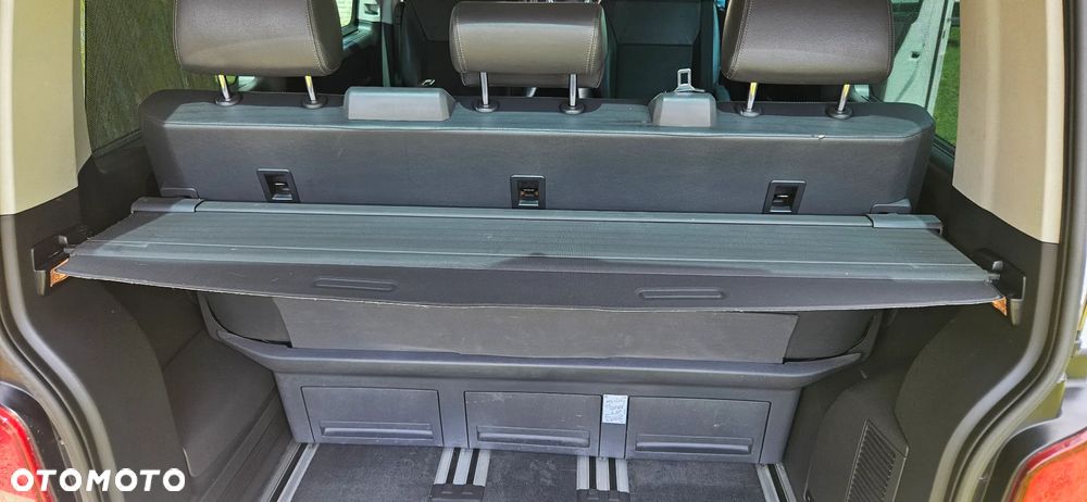 Volkswagen Multivan - 20