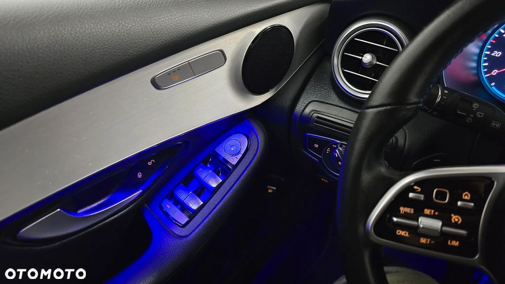 Mercedes-Benz GLC 300 de 4Matic 9G-TRONIC AMG Line Plus - 22