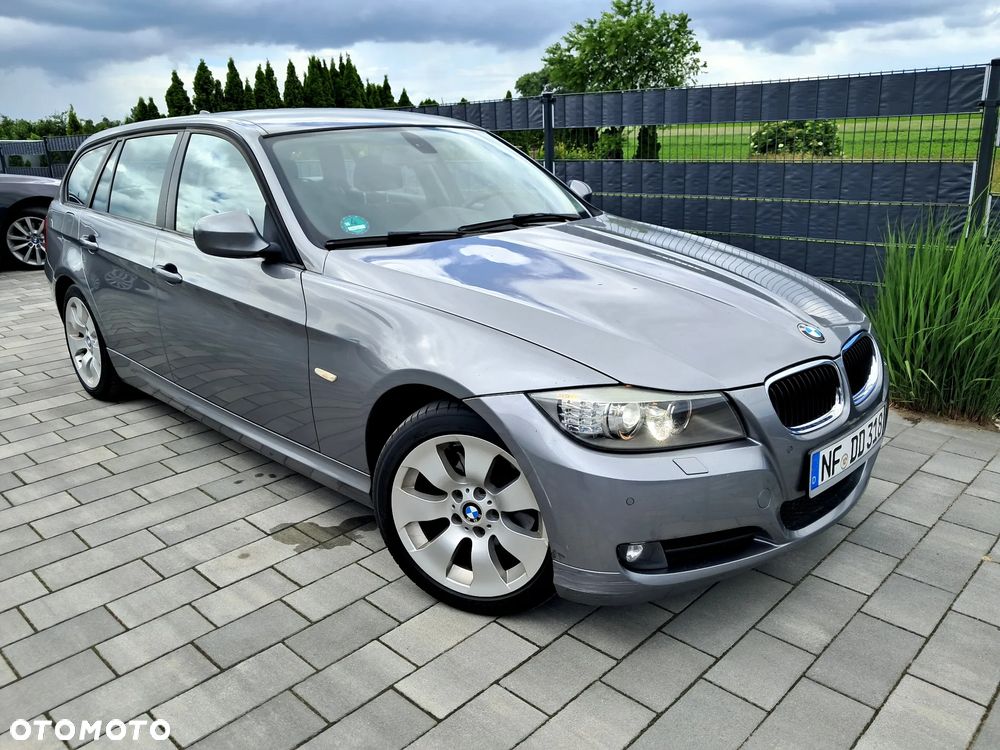 BMW Seria 3 318d DPF Edition Sport - 3