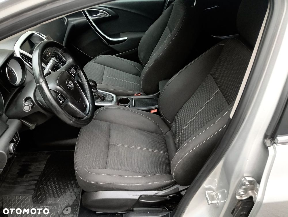 Opel Astra 1.4 Turbo - 8