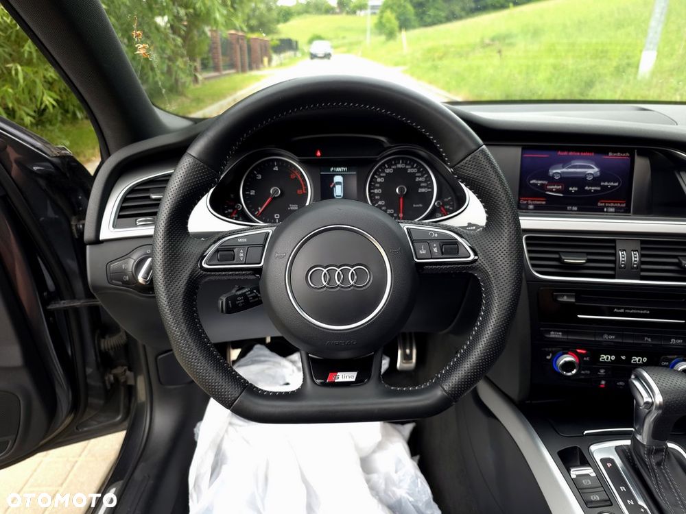 Audi A4 Avant 2.0 TDI Quattro Line S tronic - 13