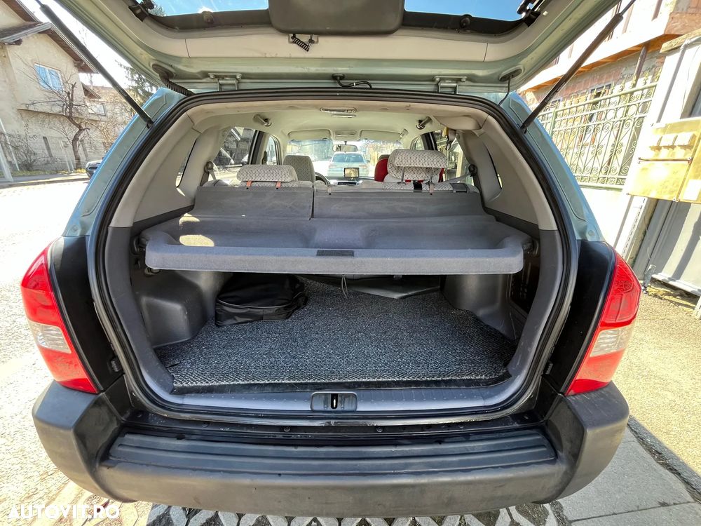 Hyundai Tucson 2.0 CRDI VGT 2WD Automatik GLS - 12