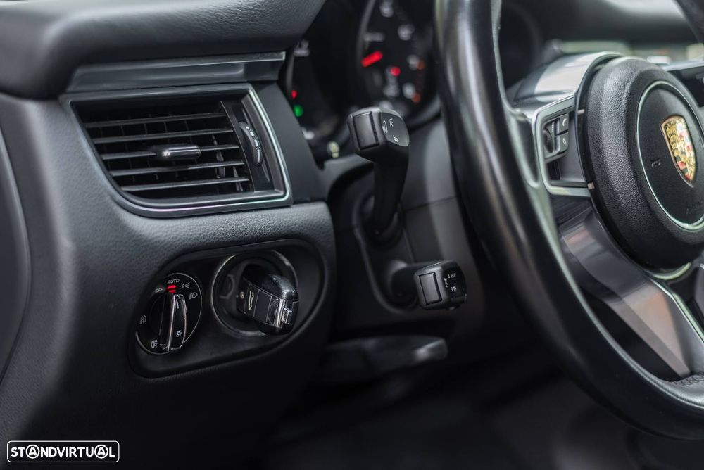 Porsche Macan Standard - 8