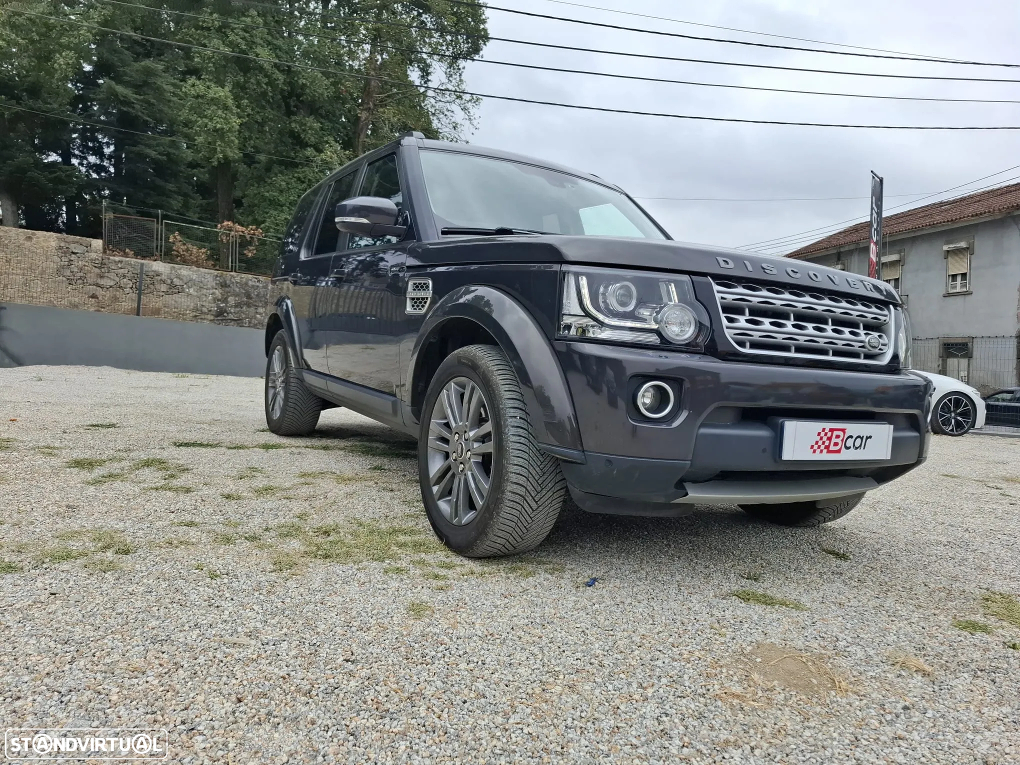 Land Rover Discovery SD V6 HSE - 2