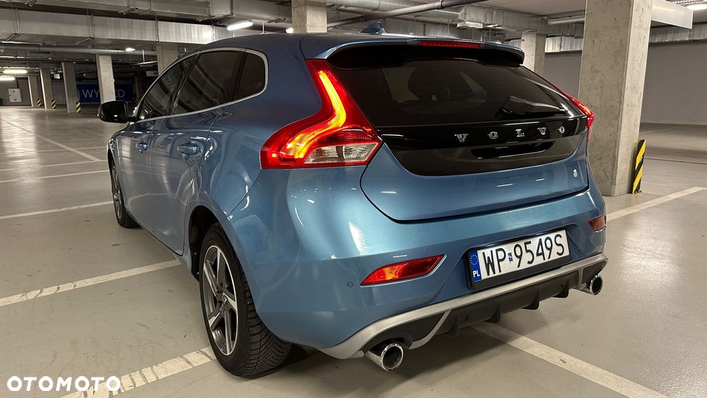 Volvo V40 D4 Drive-E R-Design Summum - 28