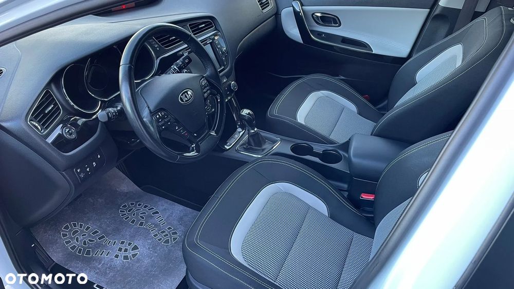 Kia Ceed - 7